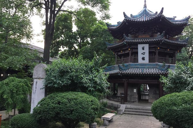 Private Tour:Terracotta Warriors,City Wall and Foodie Tour - Exploring Xian’s Rich Heritage in Detail