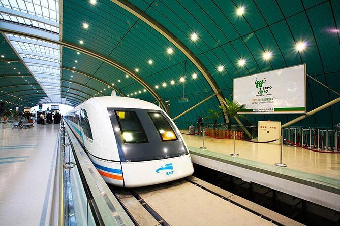 Private Tour:Zhujiajiao Water Town, Shanghai Tower & Maglev Train - Key Points