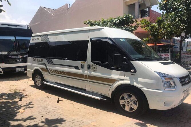 Private Transfer Between Lao Cai Train Station and Sapa Town - Key Points