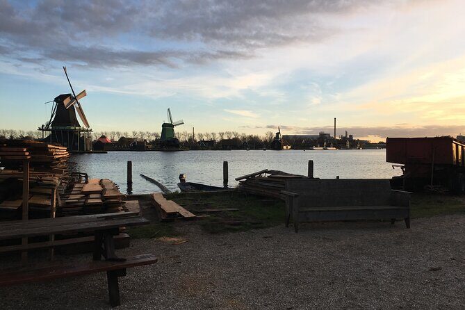 Private transfer between Rotterdam - Amsterdam (incl. Schiphol airport) - An In-Depth Look at the Private Transfer Experience