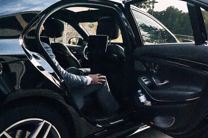 Private Transfer: Brisbane Airport BNE to Brisbane in Business Car - Key Points