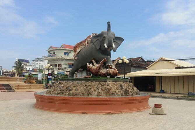 Private transfer by Car & Minivan from Siem Reap to Phnom Penh - A Closer Look at the Itinerary