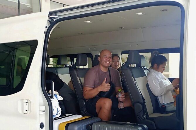 Private Transfer Cancun & Airport-RIU Hotels in Costa Mujeres 1-8 - A detailed look at what this transfer provides