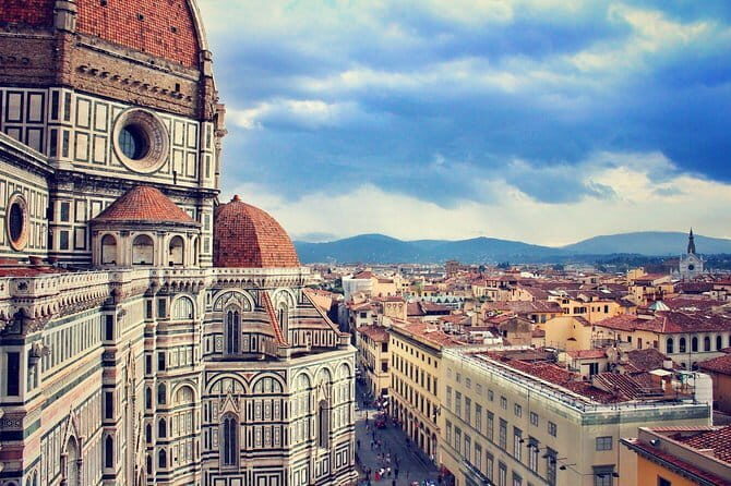 Private Transfer from Accommodation in FLORENCE to Accommodation in ROME - A Practical and Comfortable Way to Travel Between Florence and Rome