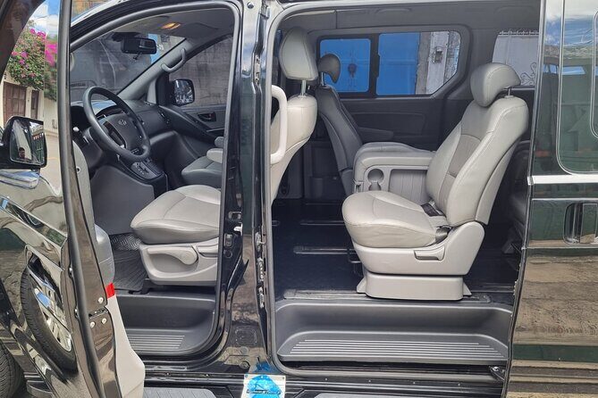 Private Transfer from Airport to Antigua Guatemala - Key Points