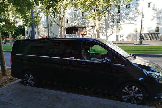 Private Transfer from Airport to Disneyland Paris or Vice Versa - A Comfortable, Eco-Friendly Start or End to Your Disneyland Paris Adventure