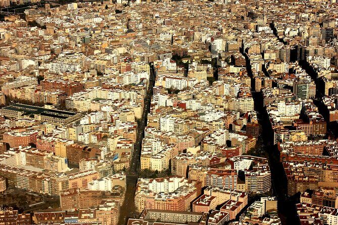 Private transfer from Barcelona to Valencia with local English speaking driver - A Detailed Look at the Private Transfer Experience