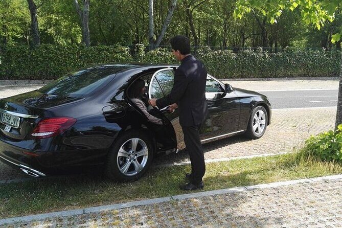 Private Transfer from Biarritz city to San Sebastian - Effortless Travel: Private Transfer from Biarritz to San Sebastian