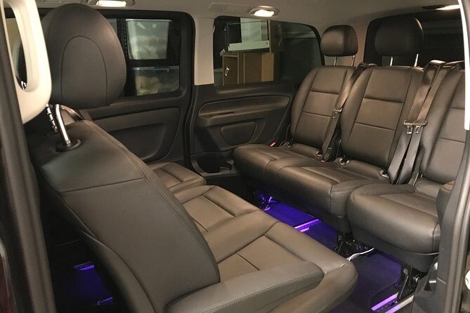 Private Transfer from Brisbane Airport to Noosa for 1 to 7 people/5 medium lugg - Real Traveler Feedback