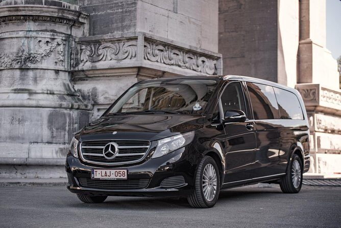 Private transfer from BRU Airport to Bruges with Mercedes V class 7 pax - Efficient, Comfortable, and Hassle-Free: Private Transfer from BRU Airport to Bruges in a Mercedes V Class