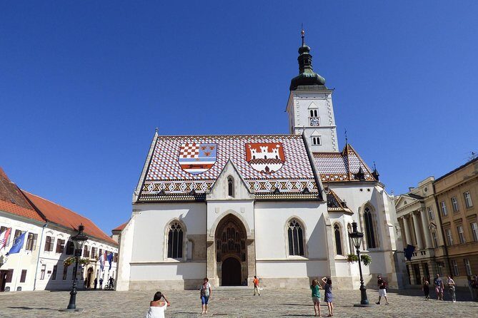 Private transfer from Budapest to Zagreb, 2h stop for sightseeing - Detailed Breakdown of the Itinerary