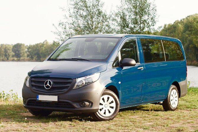 Private Transfer from Cesky Krumlov to Prague - A Closer Look at the Private Transfer Experience