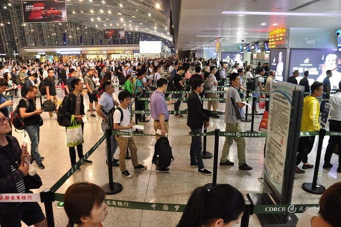 Private transfer from Chengdu Tianfu Airport to hotel - Authenticity and Practicality in a Stressful Arrival