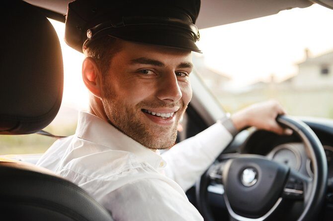 Private transfer from City to Madrid Airport (MAD) - Who Should Consider This Transfer?