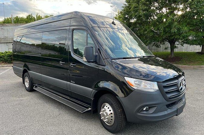 Private Transfer from DCA  Washington DC by Sprinter - Summary: Who Is This Transfer Best For?