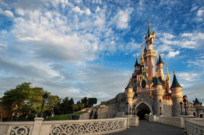 Private transfer from DisneyLand Paris to CDG or ORY airport - Key Points