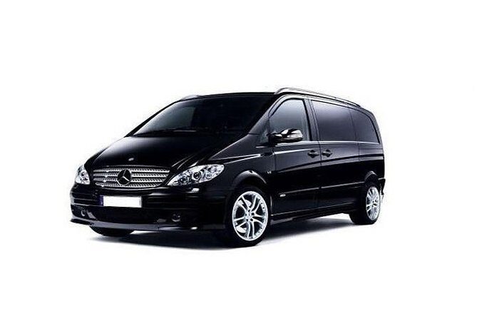 Private Transfer from Dublin city Center to Dublin airport One way Minivan - A Detailed Look at Your Dublin Airport Transfer Experience