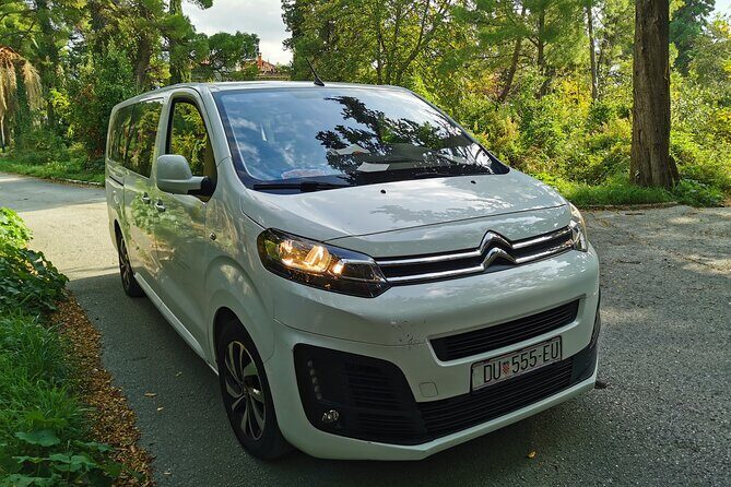 Private Transfer from Dubrovnik to Sibenik with 2h of Sightseeing, local driver - The Role of the Driver
