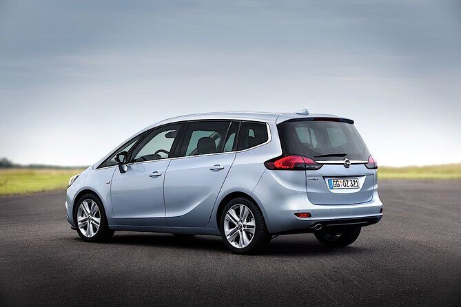 Private Transfer from Faro Airport to Vilamoura - Key Points