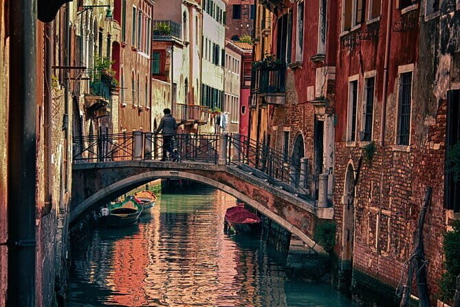 Private Transfer from Florence to Venice with 2 hours for sightseeing - FAQ