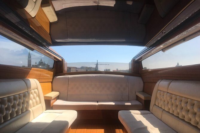 Private transfer from hotel in Venice To VCE airport - Why Choose This Transfer?