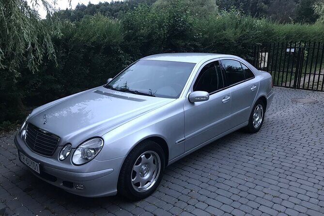 Private Transfer from Krakow to Warsaw - Experience the Ease of a Private Transfer from Krakow to Warsaw