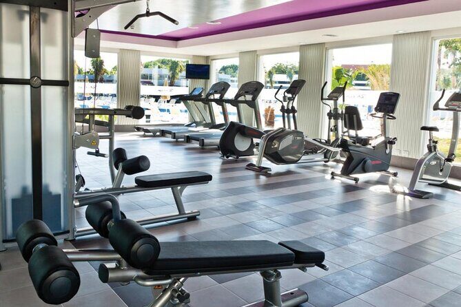 Private Transfer From Liberia Airport to Hotel Riu Guanacaste - FAQ