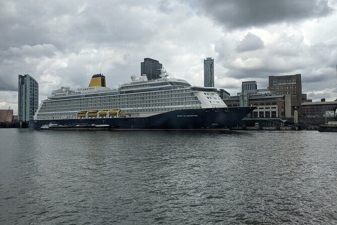 Private Transfer from London & All London Airports to Liverpool - Who Should Book This Transfer?