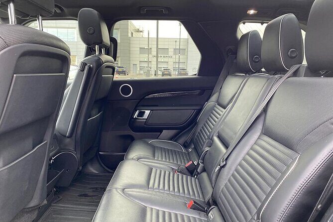 Private transfer from London Heathrow Airport to Southampton - A Private Ride from London Heathrow to Southampton: Comfort, Flexibility, and Personal Service
