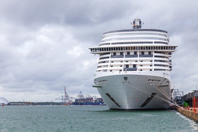 Private Transfer from London to Southampton with Stonehenge Stop - Key Points