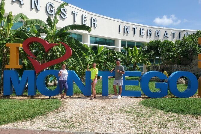 Private Transfer from Montego Bay Airport to Montego Bay Hotels - The Complete Review: Why This Private Transfer Adds Ease to Your Trip