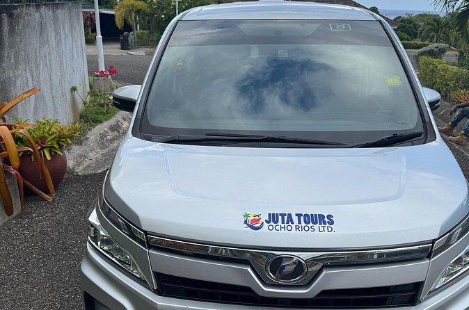 Private Transfer from Montego Bay Airport to Ocho Rios - In-Depth Review