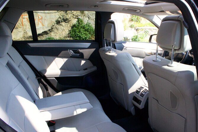 Private Transfer from Naples to Positano or vice versa - A detailed look at your transfer experience