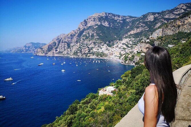 Private transfer from Naples to Sorrento luxury Mercedes - The Sum Up