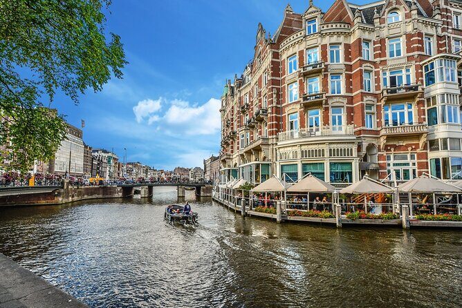Private transfer from Paris to Amsterdam, 2h Stop in Brussels - Frequently Asked Questions