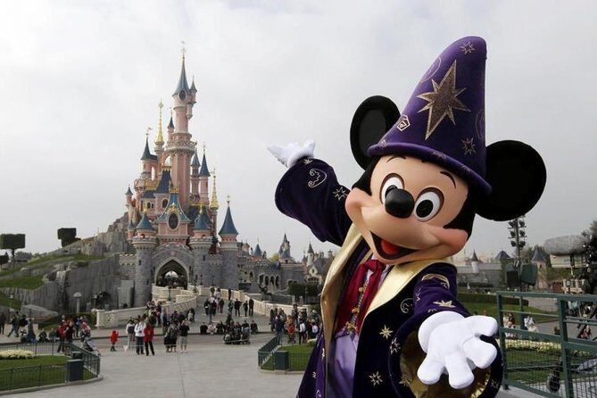 Private Transfer FROM Paris To Disney - A Practical and Comfortable Ride from Paris to Disneyland