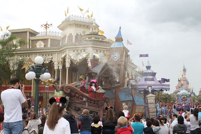 Private transfer from Paris to Disneyland - Key Points