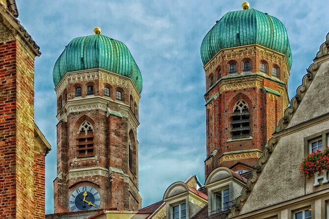 Private Transfer From Passau To Munich With a Stop In Dachau - The Sum Up