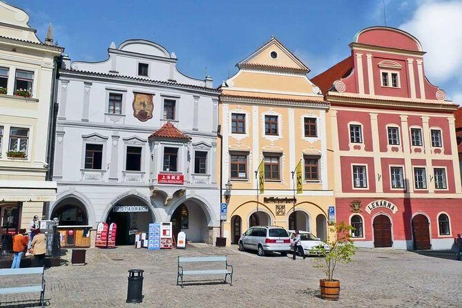 Private Transfer from Passau to Prague with Stopover in Cesky Krumlov - The Sum Up