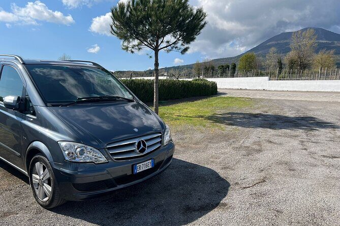 Private Transfer from Positano to Naples Airport - Key Points