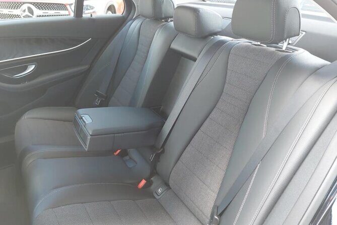 Private Transfer from Prague Airport to Prague City Hotels 1 - 3 pax - Frequently Asked Questions