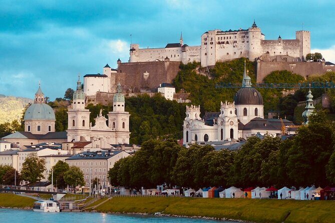 Private Transfer from Prague to Salzburg with 2h of Sightseeing, Local Driver - Key Points