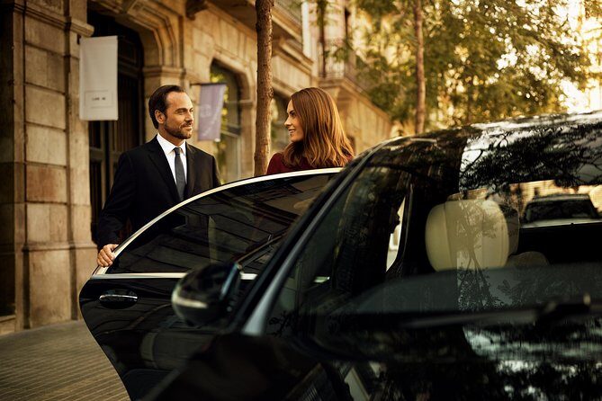 Private transfer from Prague to Vienna via Cesky Krumlov - Private transfer from Prague to Vienna via Cesky Krumlov: A Practical, Enjoyable Journey