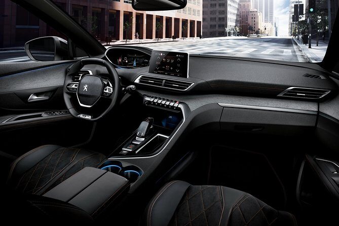Private Transfer from Reykjavik Hotels to Keflavik Airport - A Comfortable, Private Exit from Reykjavik to Keflavik Airport