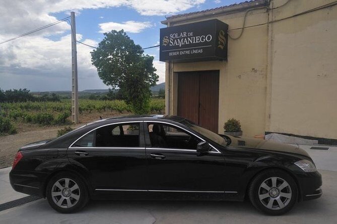 Private Transfer from San Sebastian city to Bilbao Airport - A Comfortable, Stress-Free Ride from San Sebastian to Bilbao Airport