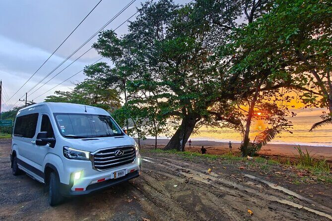 Private transfer from SJO Airport to La Fortuna / Van A/C & WiF - Key Points