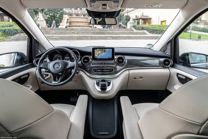 Private transfer from Sorrento to Rome - Comfortable and Convenient: Private Transfer from Sorrento to Rome