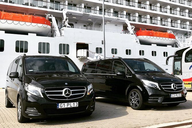 Private Transfer From the Port Gdynia to Gdansk Old Town - Key Points