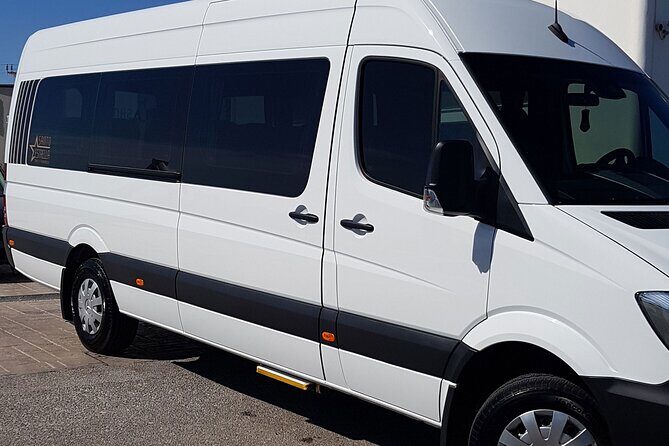 Private Transfer from-to Santorini airport to-from anywhere in Santorini Island - Key Points
