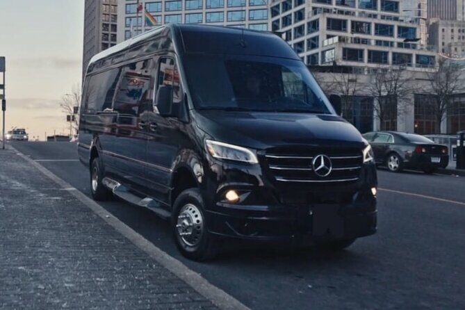 Private Transfer from Vancouver to Kelowna - Key Points